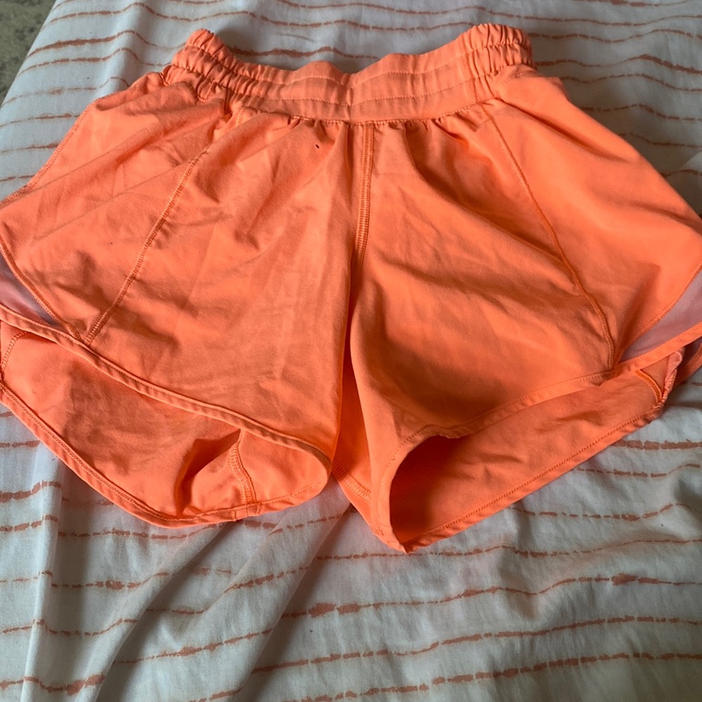 Lululemon hotty hots